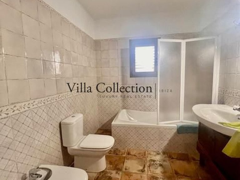 Villa for Sale in San Jorge De Ses Salines, Balearic Islands 15