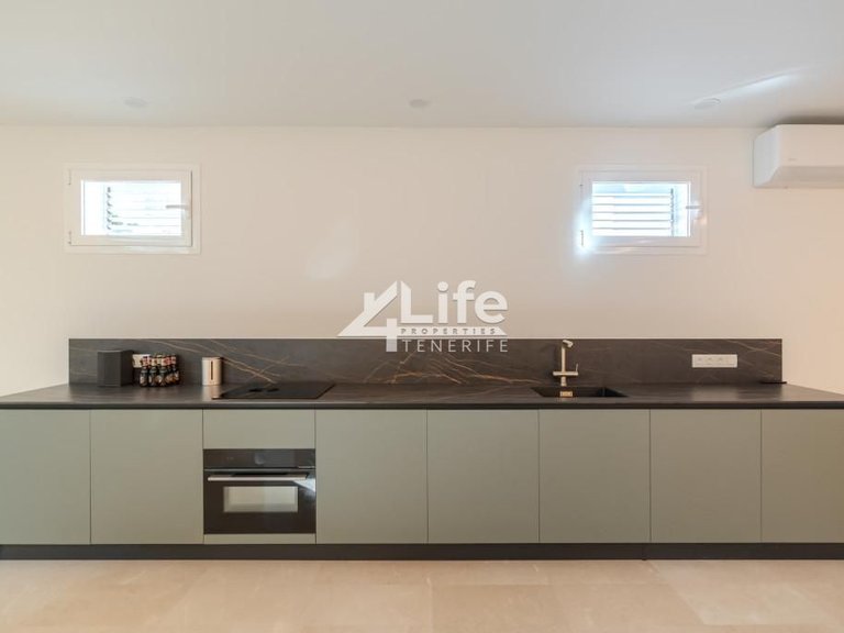 Villa for Sale in Costa Adeje, Adeje 49