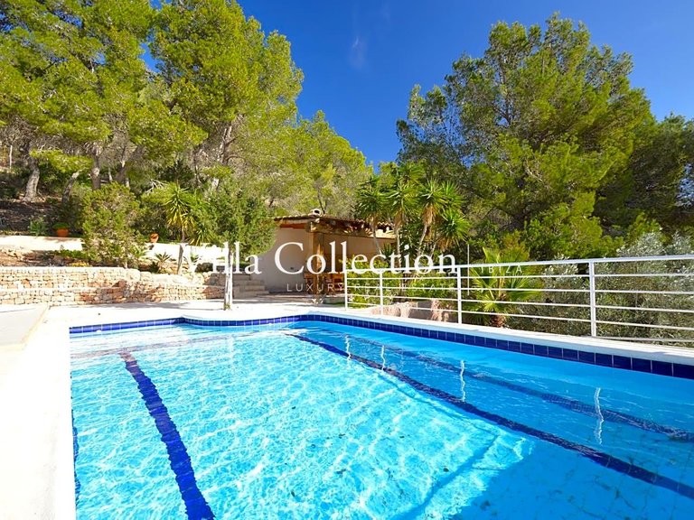 Villa for Sale in Ibiza, Balearic Islands 1