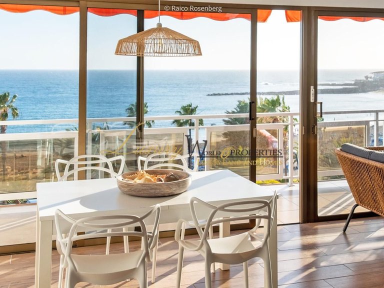 Apartment for Sale in Los Cristianos, Tenerife, España 4