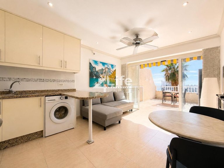 Apartment for Sale in Acantilados De Los Gigantes, Tenerife 6