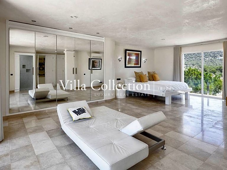 Villa for Sale in Sant Josep De Sa Talaia, Balearic Islands 17