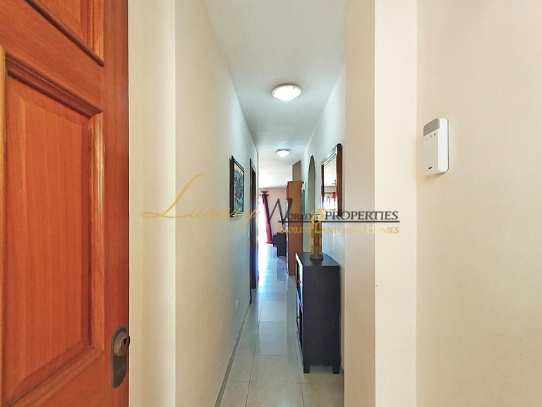 Apartment for Sale in Playa Paraiso, Tenerife, España 15