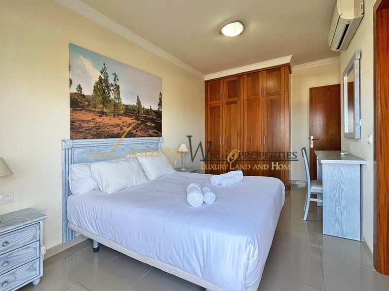 Villa for Sale in Playa De La Arena, Tenerife, España 15
