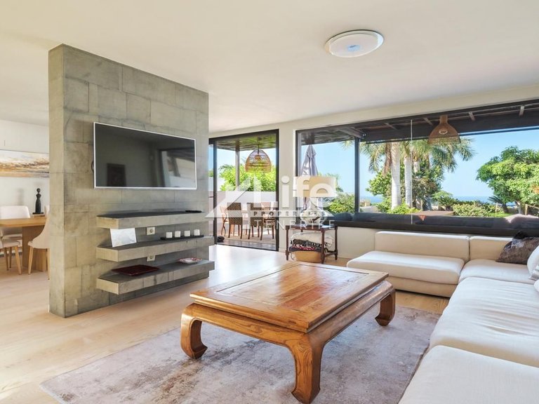 Villa for Sale in Costa Adeje, Adeje 32