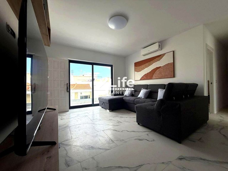 Apartment for Rent in El Monte O Guargacho, Tenerife 2