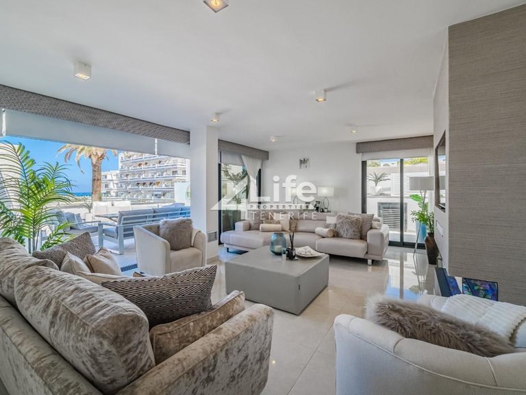 Villa for Sale in Costa Adeje, Adeje 12