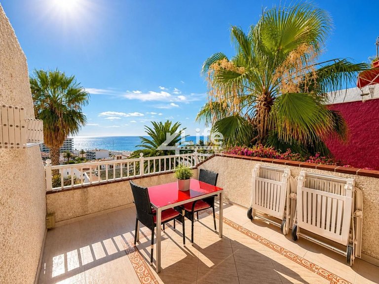 Apartment for Sale in Acantilados De Los Gigantes, Tenerife 17