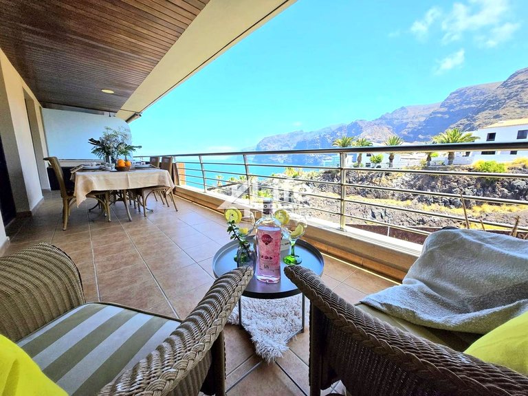 Penthouse for Sale in Santiago Del Teide, Tenerife 12