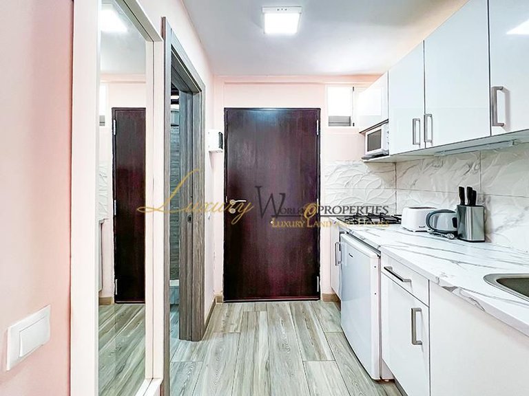 Apartment for Sale in Playa De Las Americas, Tenerife, España 14