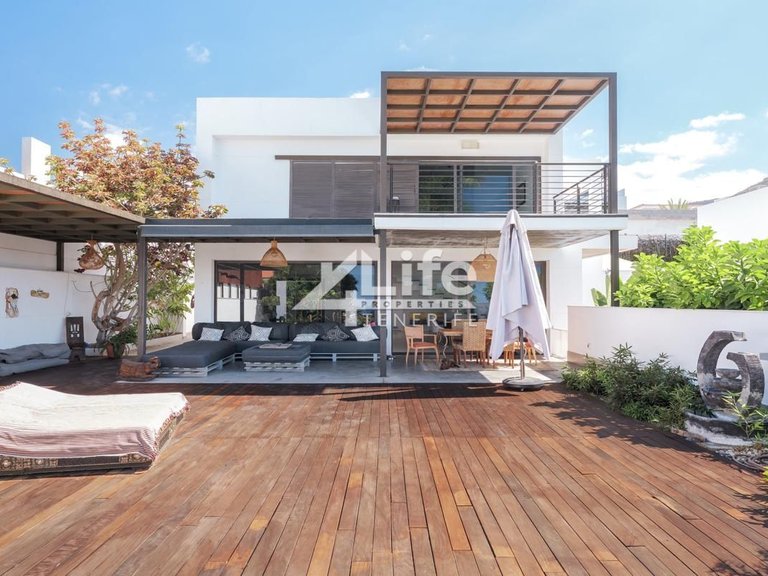 Villa for Sale in Costa Adeje, Adeje 27
