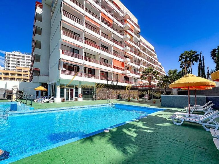 Apartment for Sale in Playa De Las Americas, Tenerife, España 21