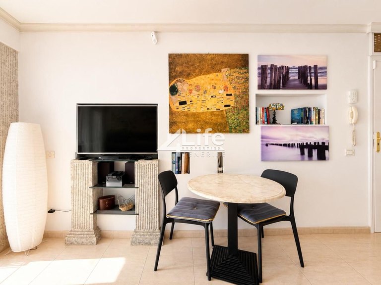 Apartment for Sale in Acantilados De Los Gigantes, Tenerife 13