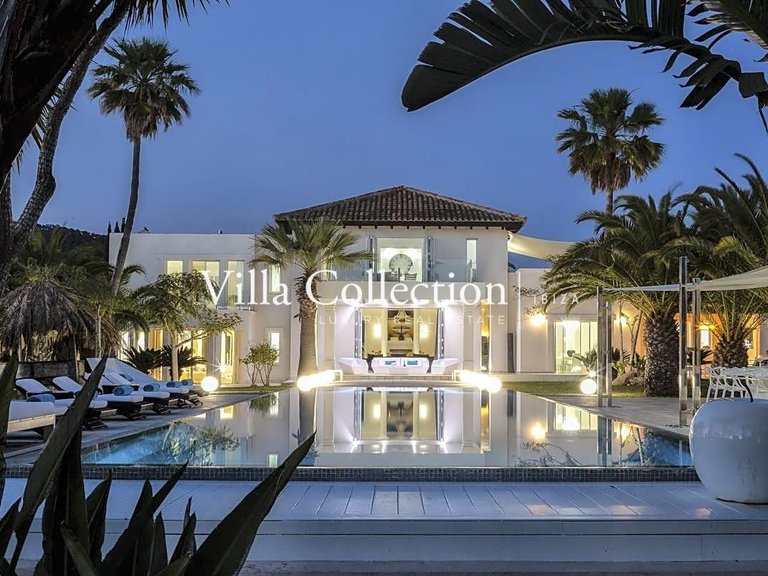 Villa for Sale in Sant Josep De Sa Talaia, Balearic Islands 3