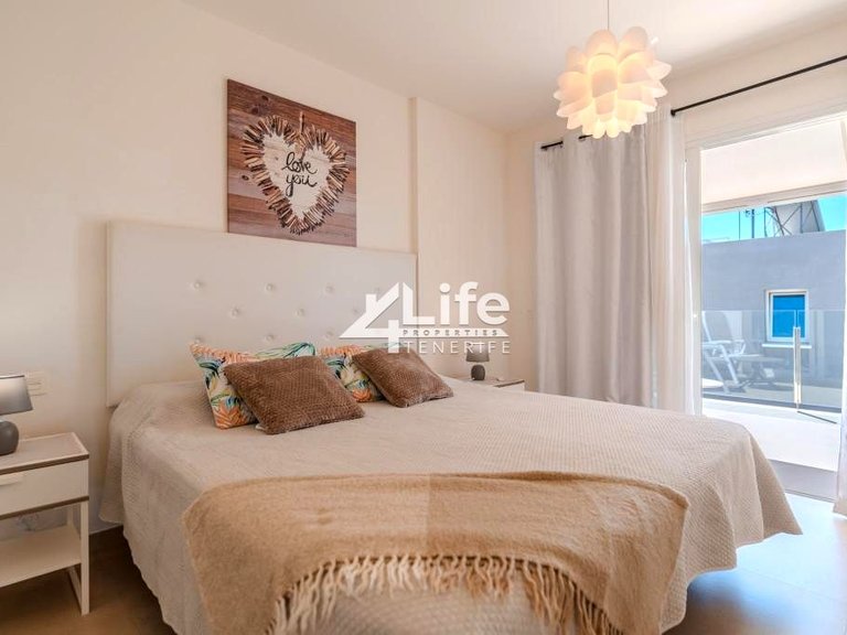 Villa for Sale in Playa Paraiso, Adeje 23
