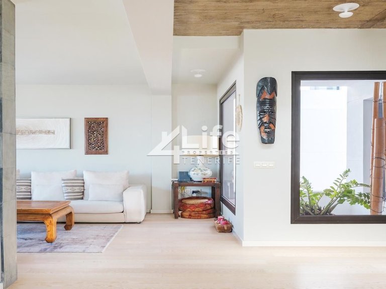 Villa for Sale in Costa Adeje, Adeje 36