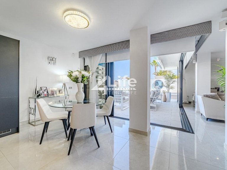 Villa for Sale in Costa Adeje, Adeje 11