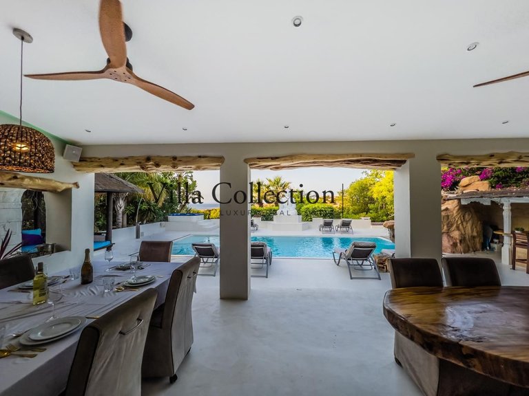 Villa for Sale in Santa Eulalia Del Rio, Balearic Islands 5