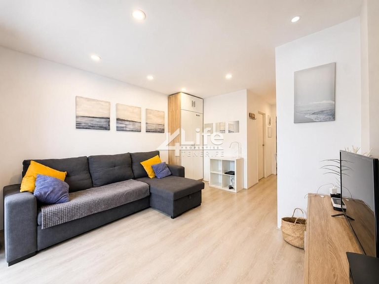 Apartment for Sale in Los Cristianos, Tenerife 3