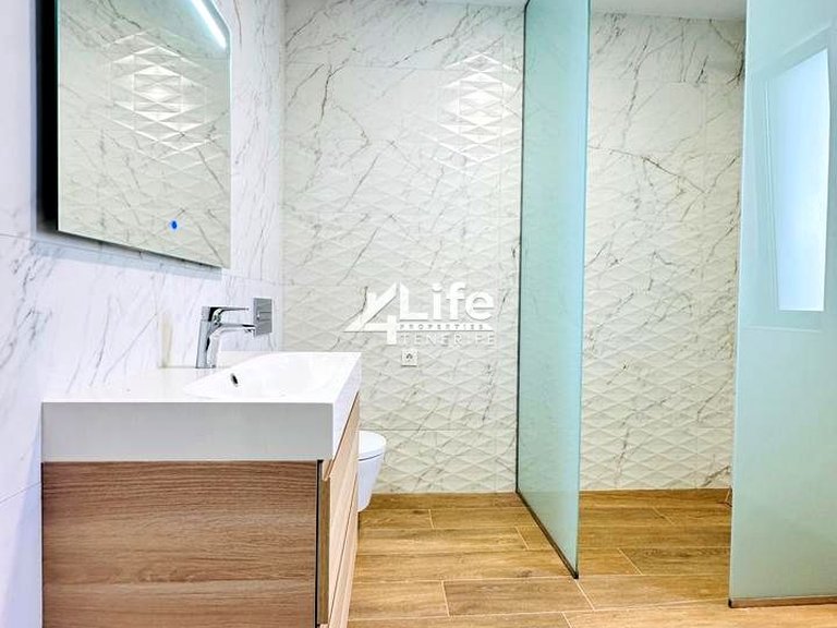 Villa for Sale in Costa Adeje, Adeje 23