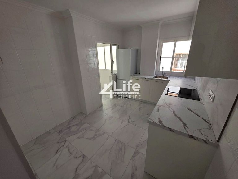 Apartment for Sale in El Monte O Guargacho, Tenerife 11