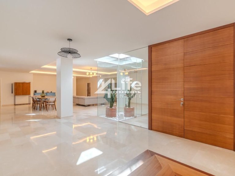 Villa for Sale in Costa Adeje, Adeje 45