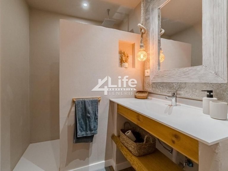 Villa for Sale in Chayofa, Arona 14