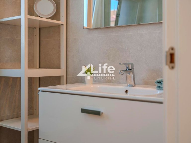 Villa for Sale in Playa Paraiso, Adeje 20