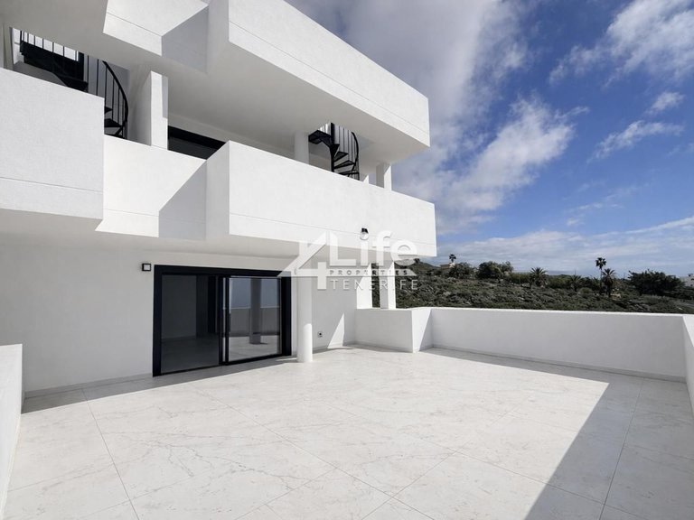 Town House for Sale in Tijoco Bajo, Adeje 8