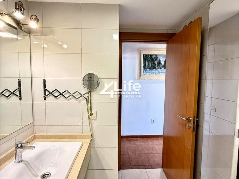 Town House for Sale in Costa Adeje, Tenerife 32