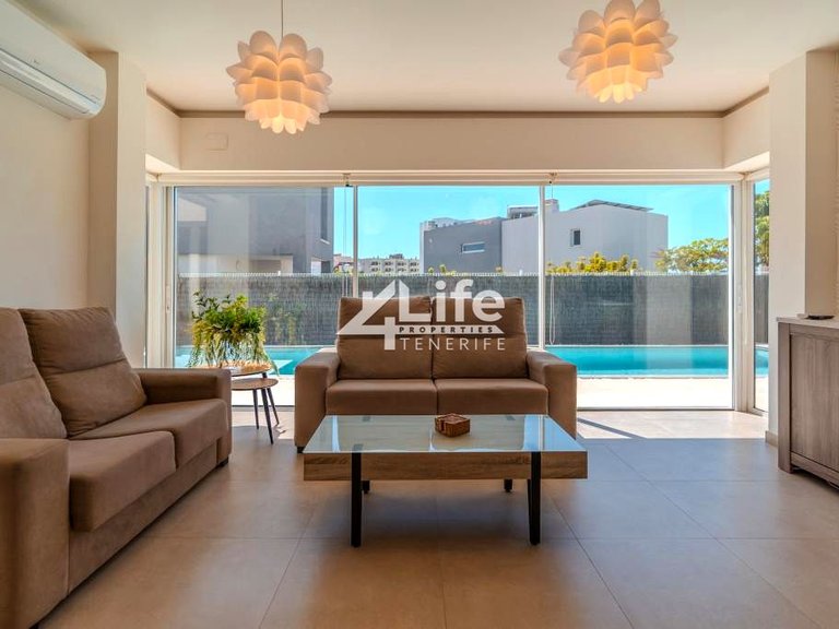 Villa for Sale in Playa Paraiso, Adeje 8