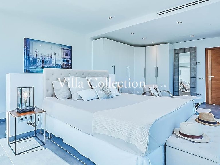 Villa for Sale in Ibiza, Balearic Islands 24