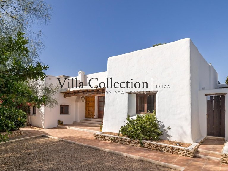 Villa for Sale in Sant Josep De Sa Talaia, Balearic Islands 13