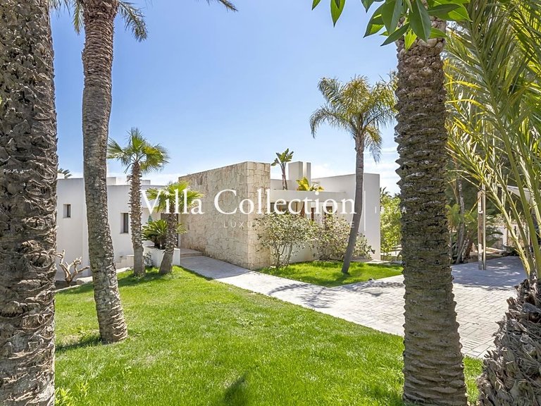 Villa for Sale in Ibiza, Balearic Islands 2
