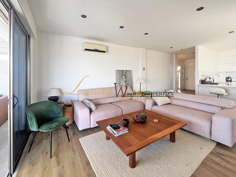 Villa for Sale in Playa De La Arena, Tenerife, España 11