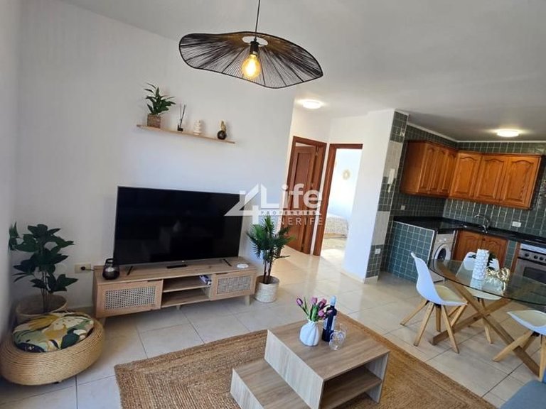 Apartment for Sale in Los Abrigos, Tenerife 6