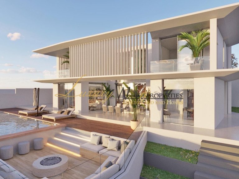 Villa for Sale in Costa Adeje, Tenerife, España 3