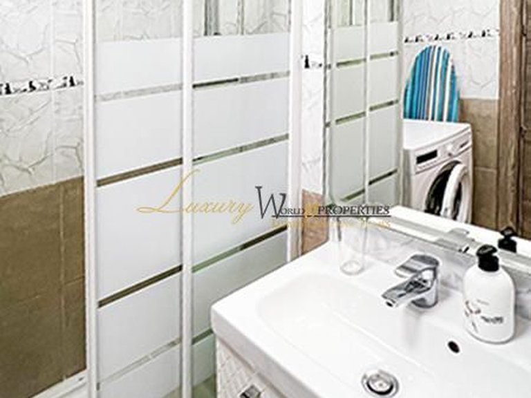 Apartment for Sale in Playa De Las Americas, Tenerife, España 16