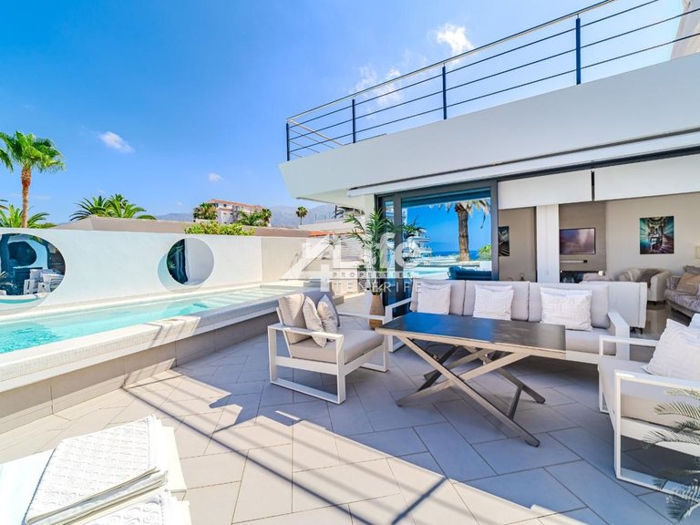 Villa for Sale in Costa Adeje, Adeje 32