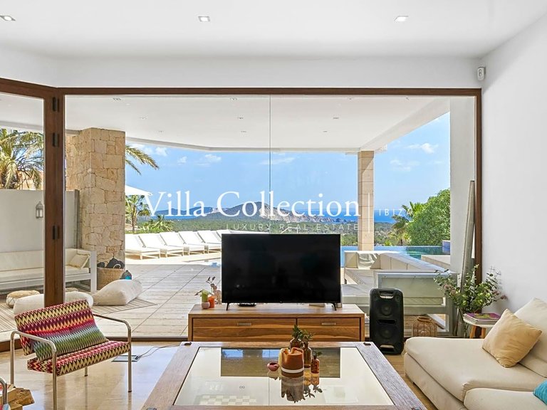 Villa for Sale in Ibiza, Balearic Islands 15