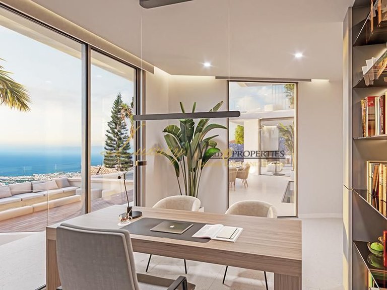 Villa for Sale in Costa Adeje, Tenerife, España 8