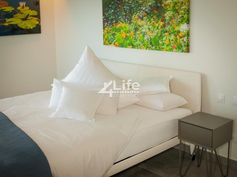 Villa for Sale in Costa Adeje, Adeje 14