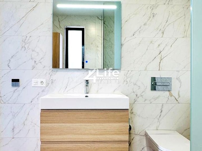 Villa for Sale in Costa Adeje, Adeje 12