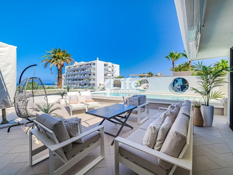 Villa for Sale in Costa Adeje, Adeje 4