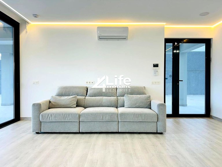 Villa for Sale in Costa Adeje, Adeje 6