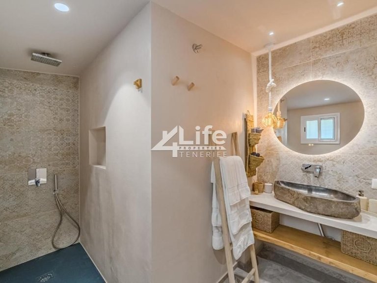 Villa for Sale in Chayofa, Arona 19