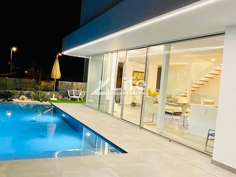 Villa for Sale in Costa Adeje, Adeje 24