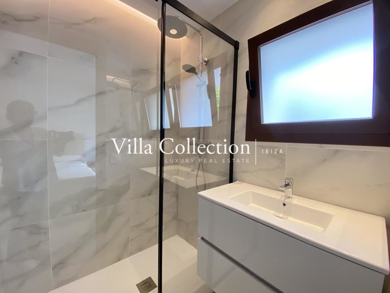 Villa for Sale in Sant Josep, Balearic Islands 21