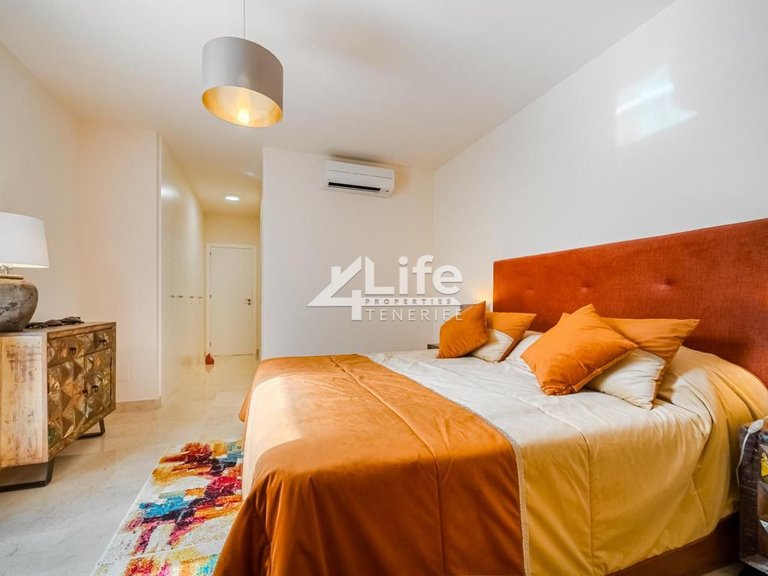 Apartment for Sale in Adeje, Tenerife 15