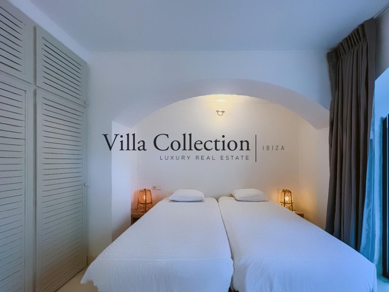 Villa for Sale in Santa Eulalia Del Rio, Balearic Islands 27